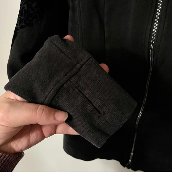 Lululemon Scuba Hoodie Light  Cotton Fleece (Floral Flock) Black - Picture 9 of 9